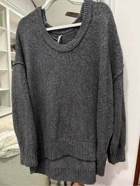 FREE PEOPLE OVERSUZED Crewneck Sweater -